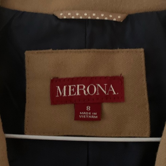 Blazer - Picture 3 of 3